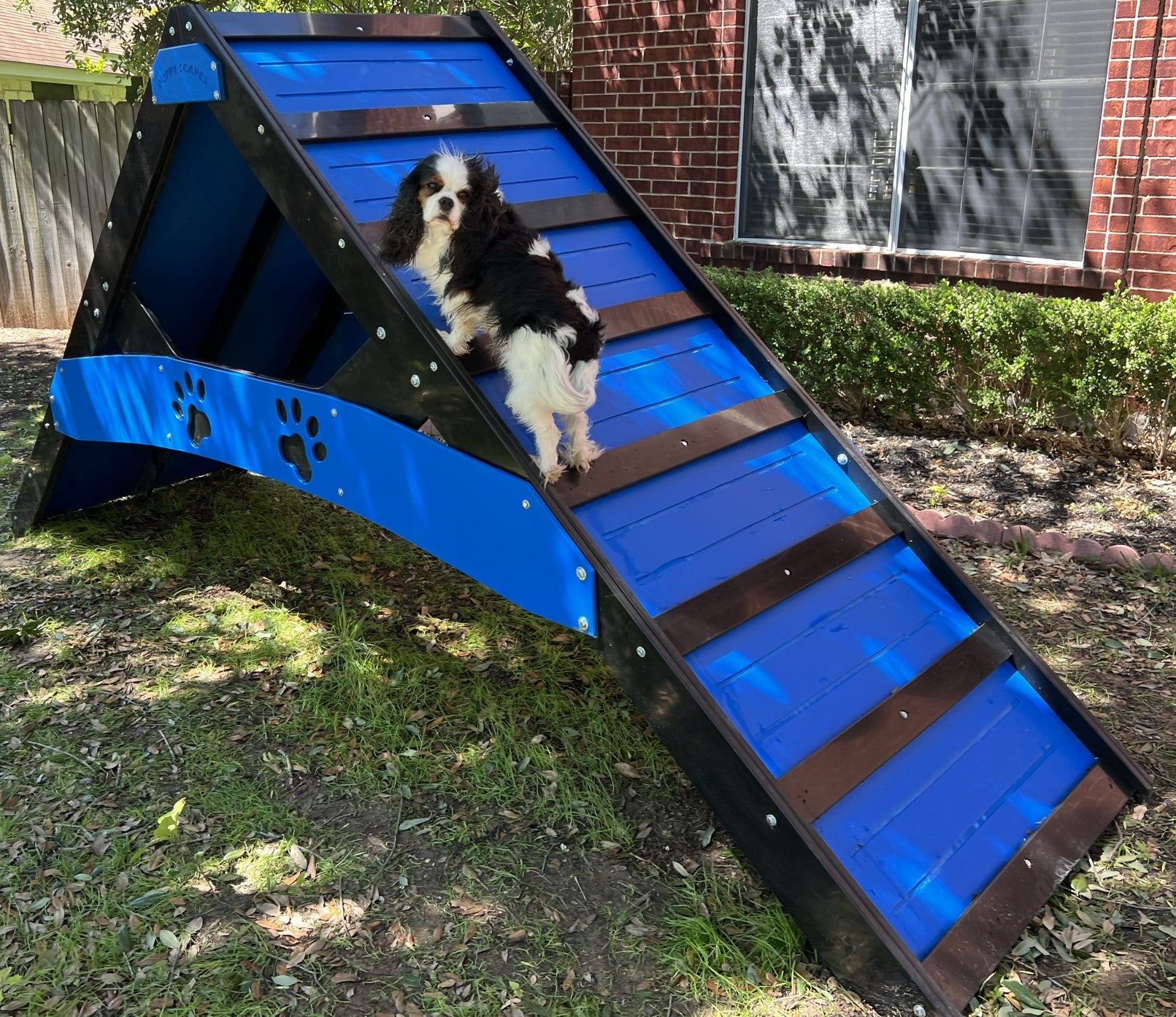 Puppy Scapes A-Frame in HDPE