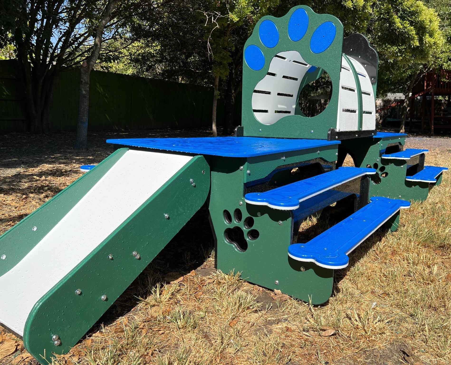 Puppy Scapes Double Platform (LOWER) with Tunnel in HDPE