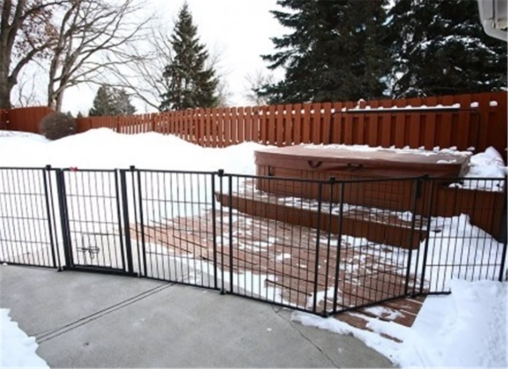 Carlson Super Gate / Yard