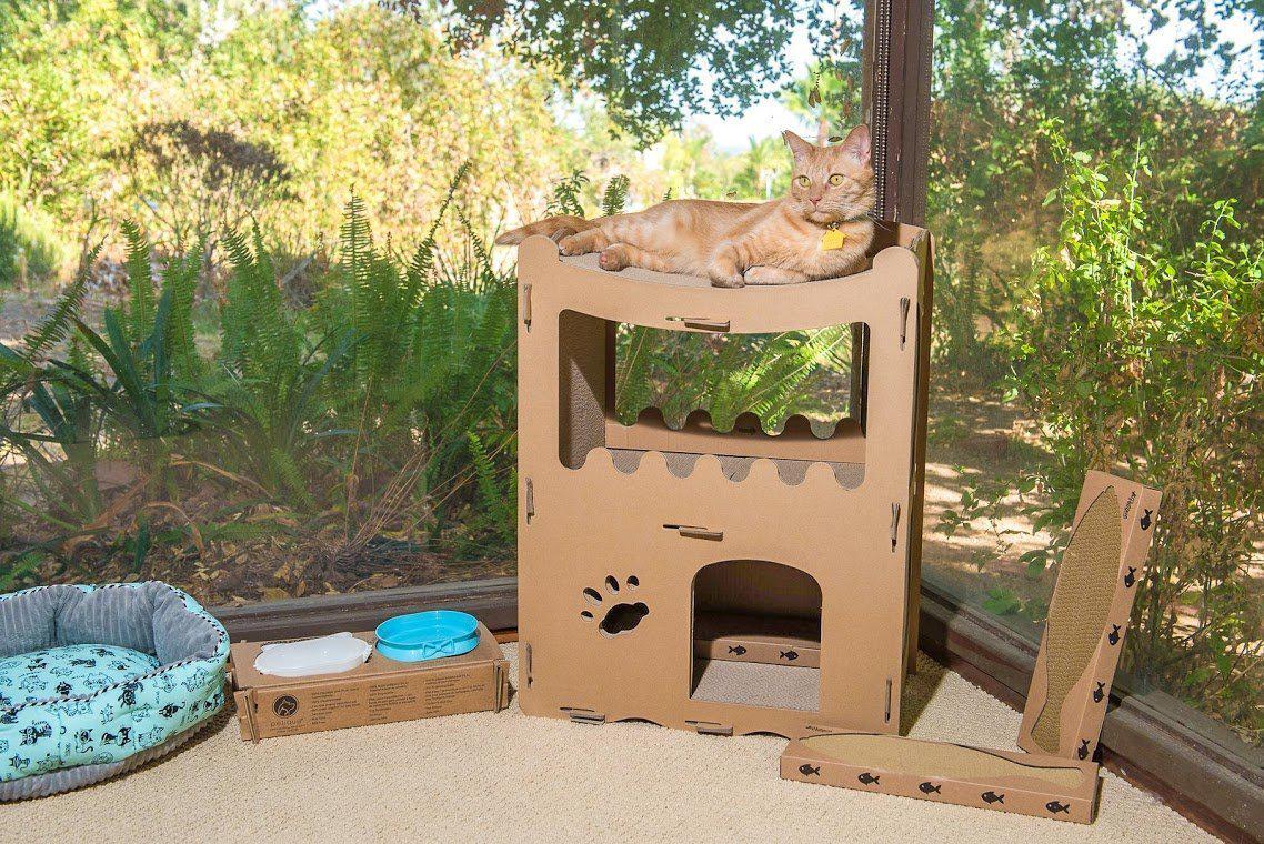 Petique Feline Penthouse Cat House